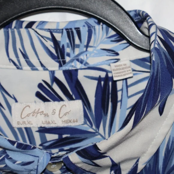 Cotton & Co. Blue Tropical Botanical & Palm Leaf Button Up Shirt. XL. NWOT. - Picture 6 of 13